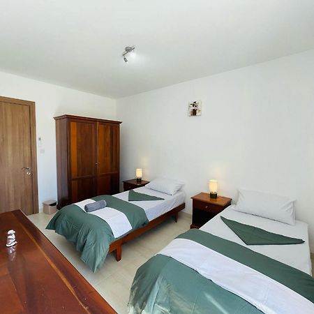 Coral Cove Comfort Room 2 St. Paul's Bay Ngoại thất bức ảnh